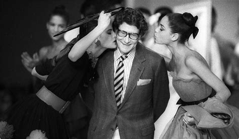 mort de ysl|yves Saint Laurent dies.